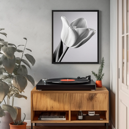 Elegant Floral Matte Poster, Minimalist Wall Art, Black and White Tulip Print, Home Decor, Gift for Flower Lovers, Modern Artwork