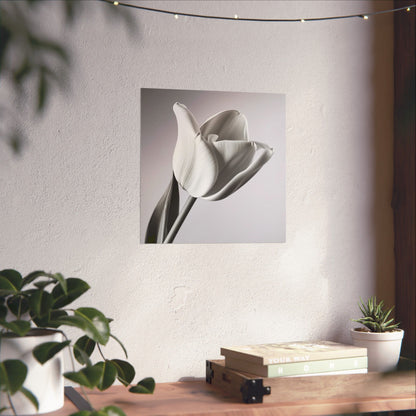 Elegant Floral Matte Poster, Minimalist Wall Art, Black and White Tulip Print, Home Decor, Gift for Flower Lovers, Modern Artwork